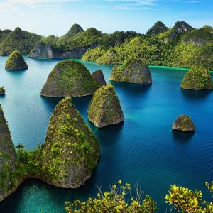 7 Tempat Wisata Terindah di Indonesia yang Wajib Dikunjungi