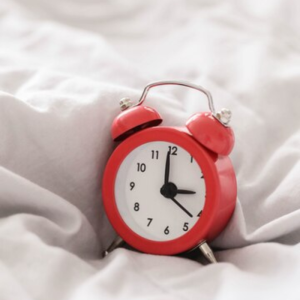 Keistimewaan, Manfaat, dan Kelebihan Terbangun Tidur pada Jam 2 atau 3 Dini Hari