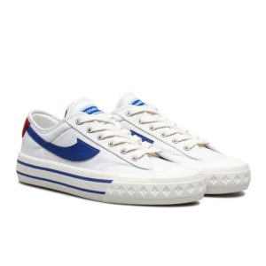 16 Rekomendasi Sneakers Putih Terbaik untuk Pria, Paling Populer!