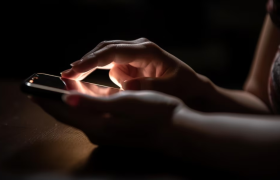 Tanda-tanda Cewek Tidak Tertarik dengan Kamu Lewat Chat