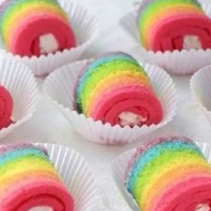 Resep Bolu Gulung Kukus Rainbow Mini, Lembut dan Menggugah Selera