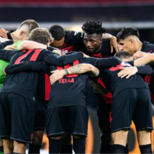 Leverkusen Menghancurkan Bayern Munich 3-0, Kokoh di Puncak Klasemen Bundesliga!