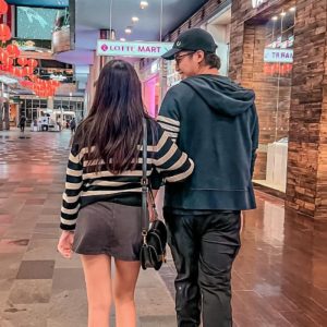 El Rumi Jalan Bareng Cewek Cantik, Netizen Heboh: Mirip Fuji!