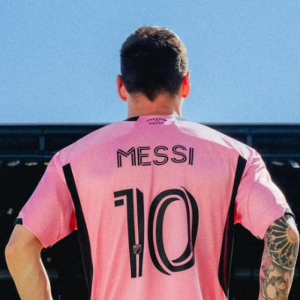 Kekecewan Hong Kong: Messi Absen di Laga Persahabatan, Tampil 30 Menit di Tokyo