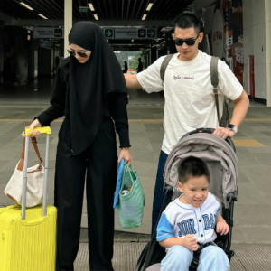 Mudik Lebaran Naik Kereta Api, Gaya Sederhana Citra Kirana dan Rezky Aditya Jadi Sorotan