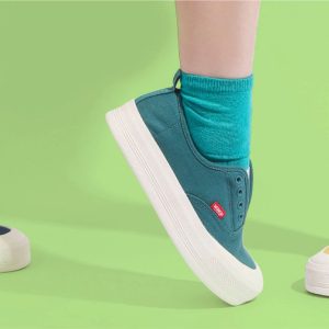 Rekomendasi Sepatu Lokal Terbaik Pria di Tahun 2025