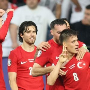 Bintang Remaja Turki Mengancam Rekor Ronaldo, Tapi Bisakah Main Lawan Portugal?