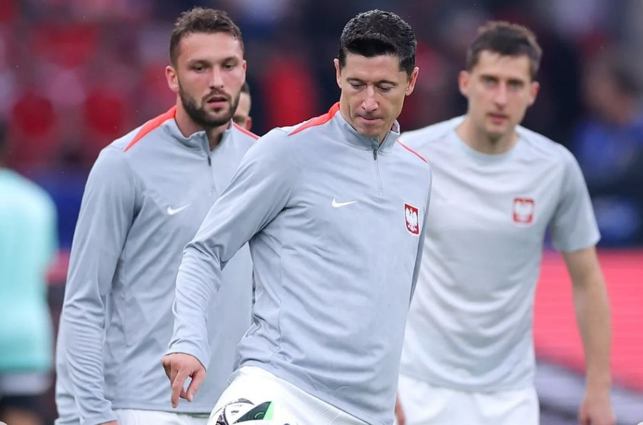 Drama Lewandowski, Polandia Gigit Jari Sendiri Lawan Austria!