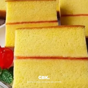 Resep Bolu Lapis Strawberry Homemade, Dijamin Lembut!